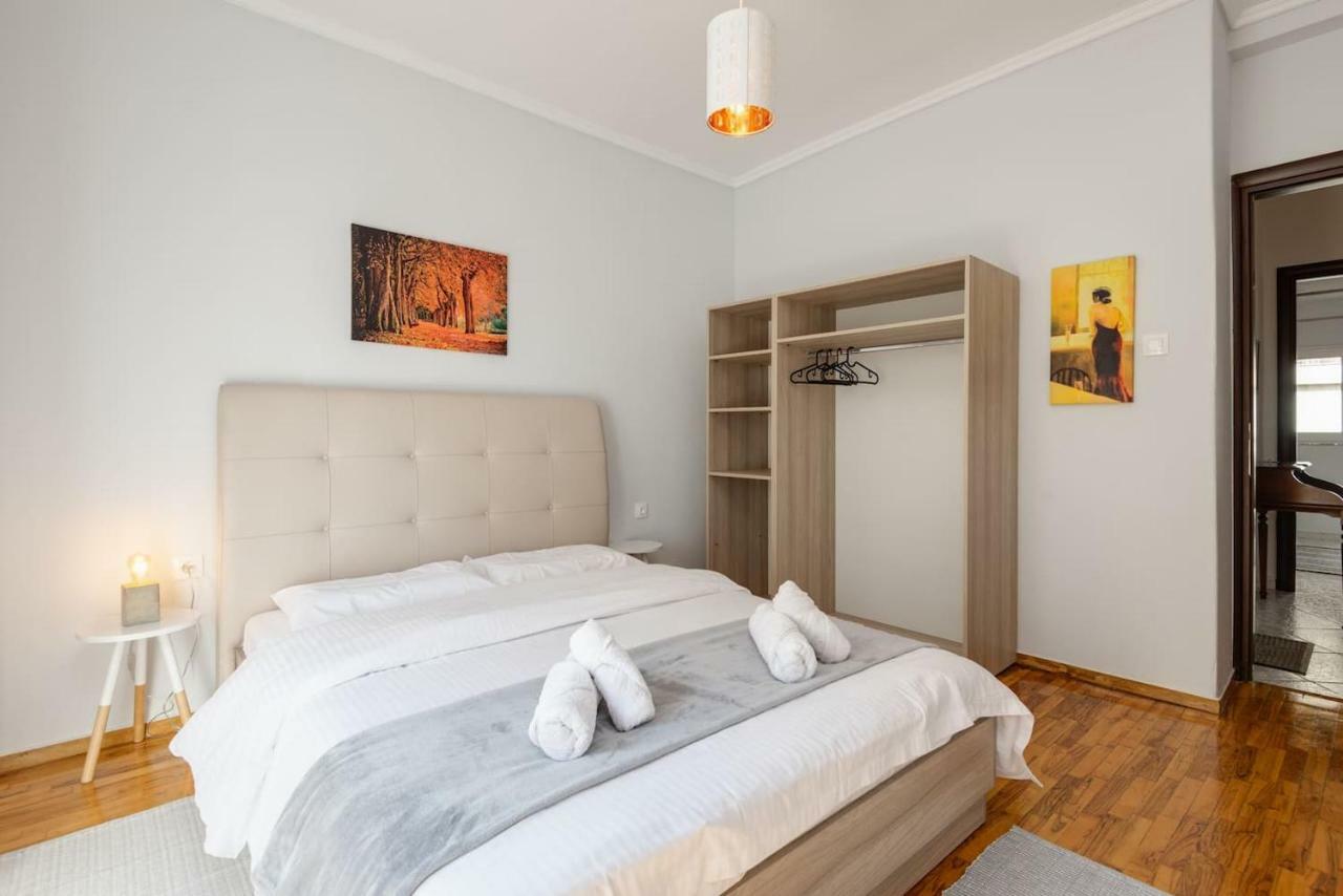 Upscale And Spacious 3Br Home Thessaloniki Exterior photo