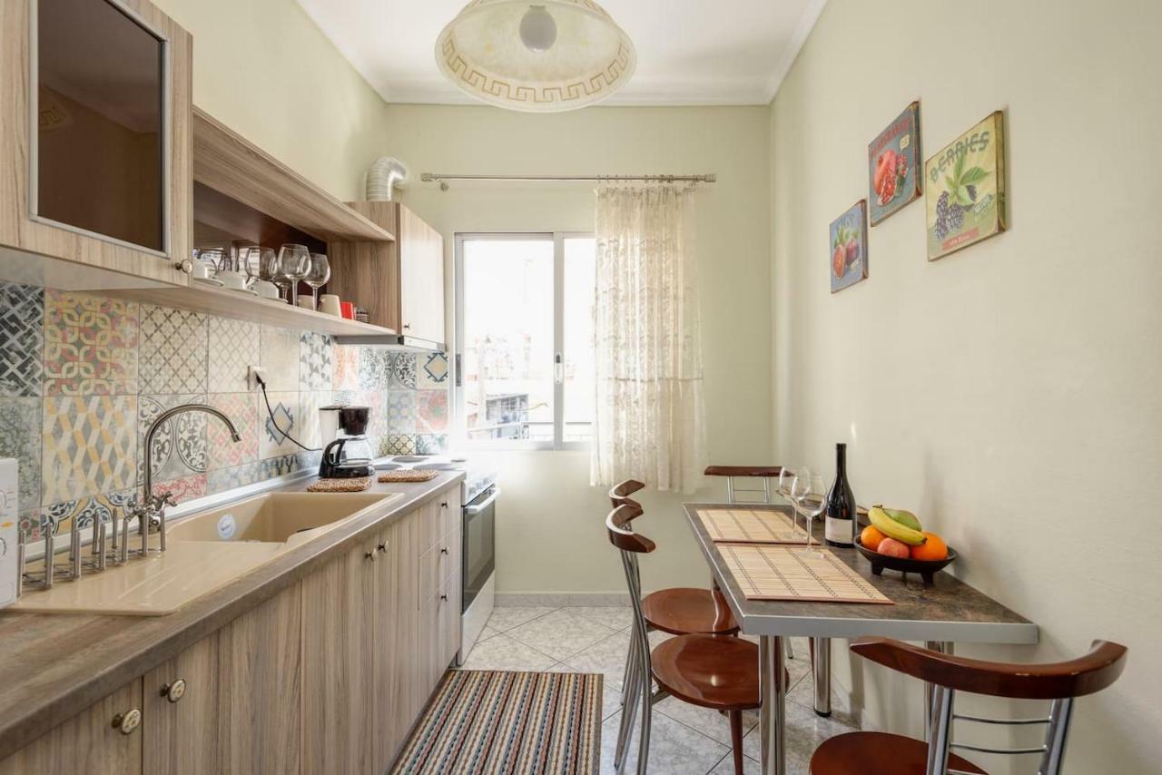 Upscale And Spacious 3Br Home Thessaloniki Exterior photo
