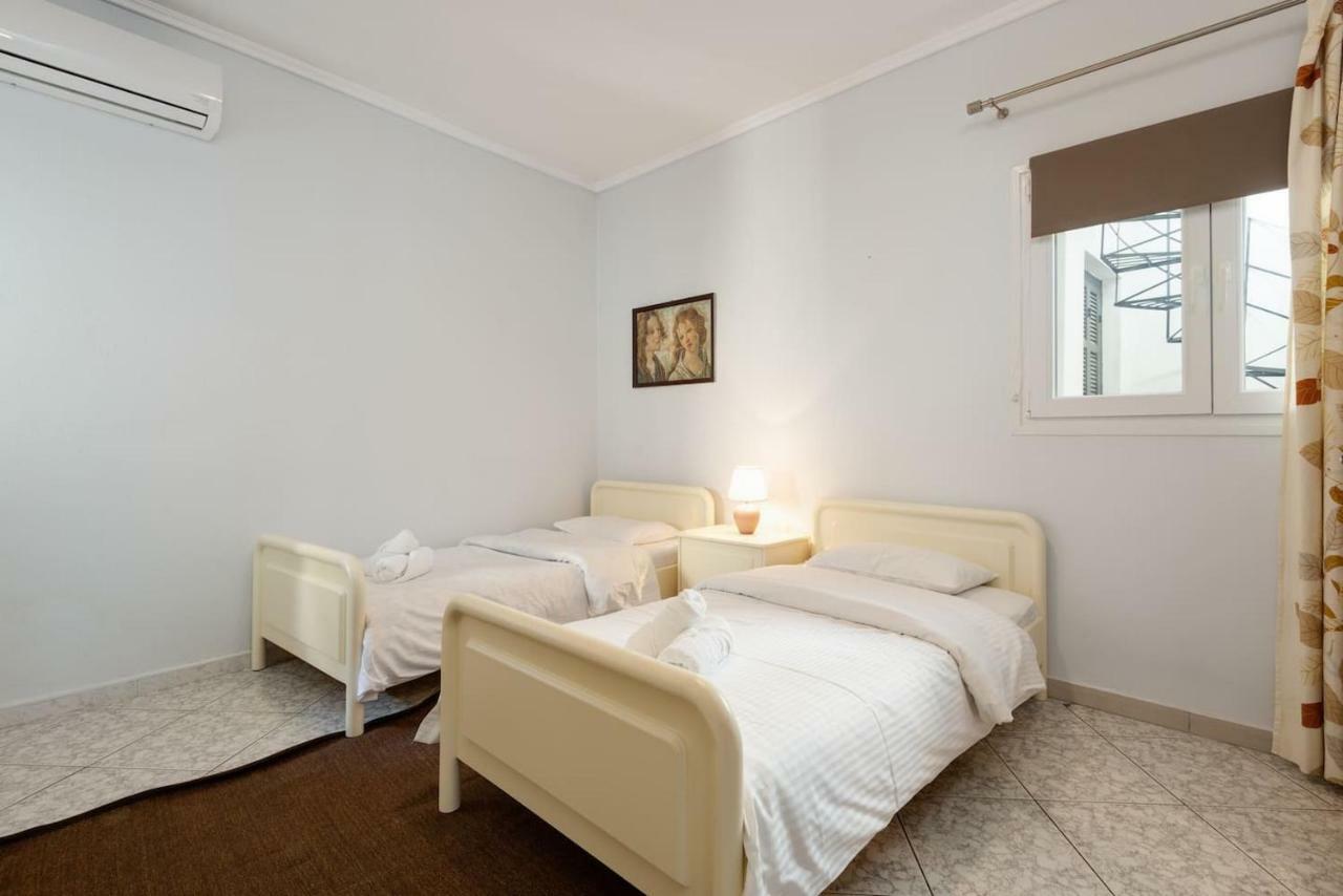 Upscale And Spacious 3Br Home Thessaloniki Exterior photo